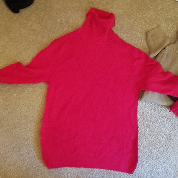 Sold - Picture 2 of 6